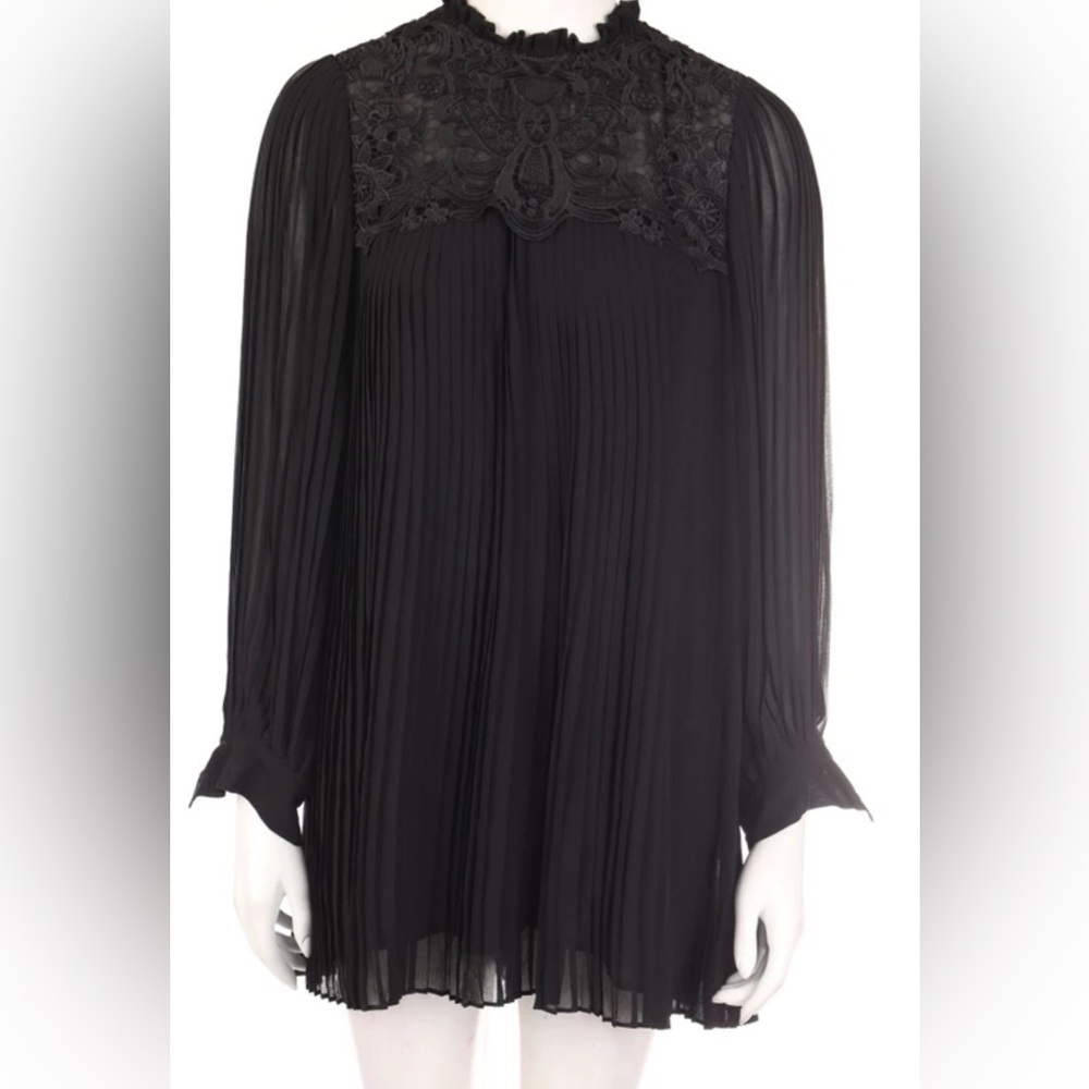 Zara black pleated dress with a lace embroidery